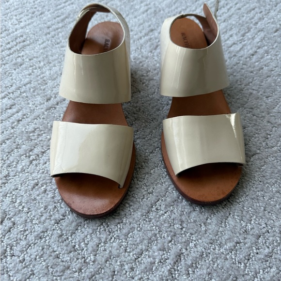 Rachel Comey Cream Sandals size 7 - Picture 1 of 5